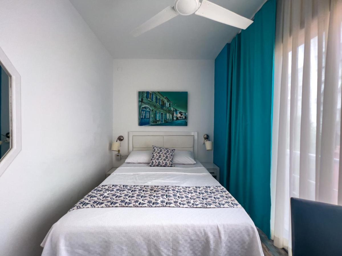 Larimar Hotel Çeşme エクステリア 写真