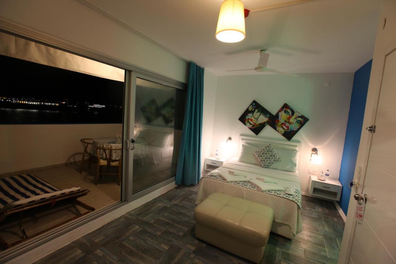 Larimar Hotel Çeşme エクステリア 写真