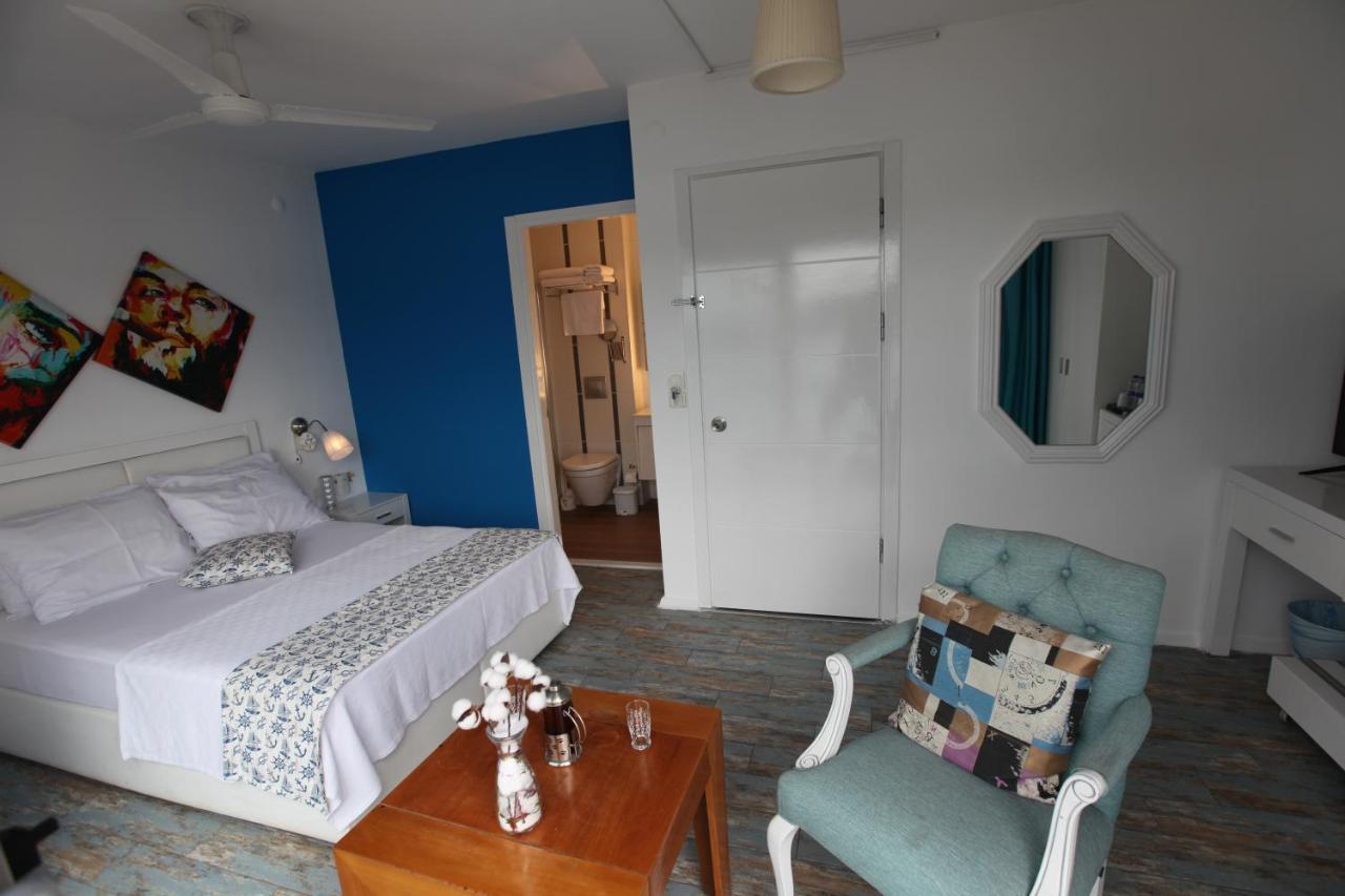 Larimar Hotel Çeşme エクステリア 写真